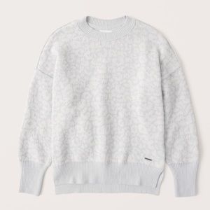 Abercrombie & Fitch Soft Collection Oversized Chenille Sweater